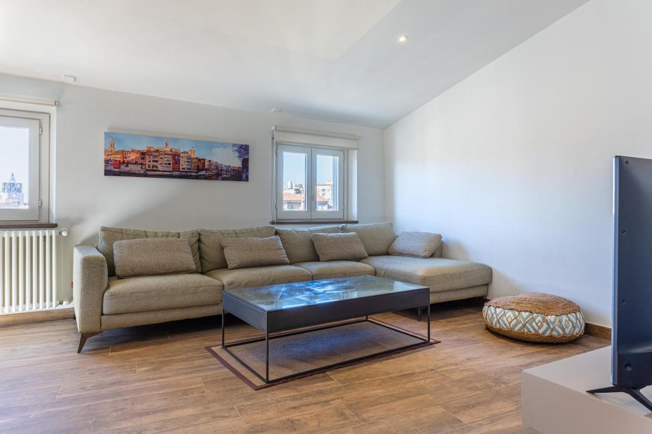 Arbol Del Te Apartment Girona Bagian luar foto